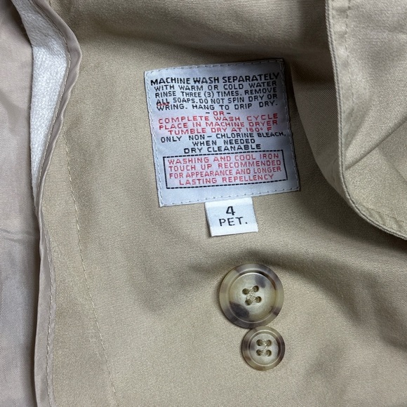 (C4)Towne by London Fog women's coat, size 4P, tan,with removable lining - Picture 11 of 16